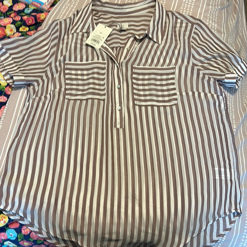 A New Day 3/4 button top